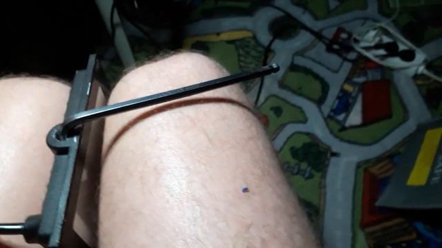 Как вскрыть стекло светодиодного прожектора с датчиком движения Онлайт смотреть онлайн