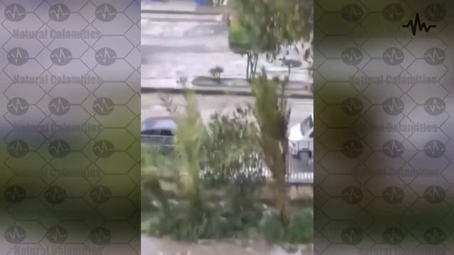 The globe is shifting! Icy mountains and flood after hail storm in Ibb, Yemen смотреть онлайн