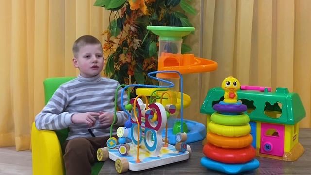 Детское ТВ. Говорят дети. Почему дети ходят в детский сад? смотреть онлайн