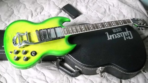 E Phrygian Guitar Backing Track