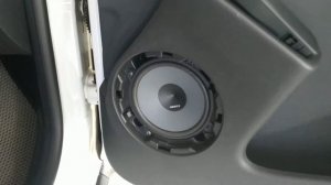 Простая замена динамиков на Lada Largus Cross без доработки и установки дополнительных колец.