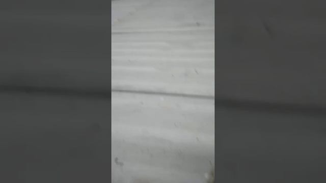 Простой ремонт крыши , поврежденного шифера смотреть онлайн