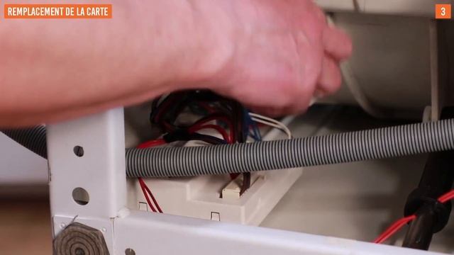 Comment résoudre le code erreur F12 de votre lave linge ARISTON HOTPOINT : Changer la carte смотреть онлайн