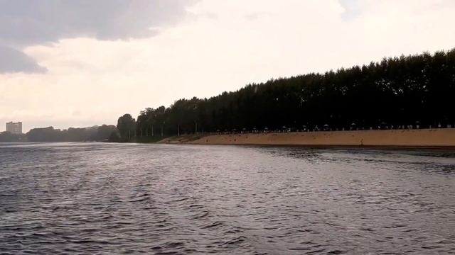 Прогулка на катере смотреть онлайн