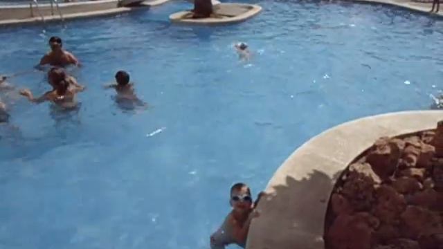 Плывет Света смотреть онлайн