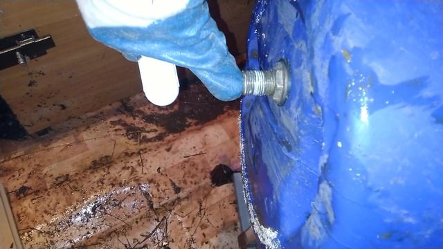 Ниппельные поилки для свиней. Автономный Свинарник смотреть онлайн