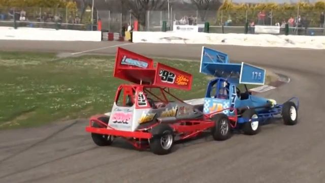 Posterholt Raceway 24-03-2012 Training Part 3v4 (11'46).mpg смотреть онлайн