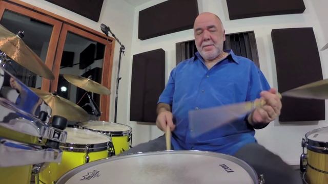 Peter Erskine on TAMA STAR Drum solo #1 смотреть онлайн