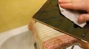 как ровно наклеить стекло на планшет