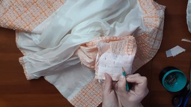 Укорачиваем рукав со шлицей простым способом без распарывания.