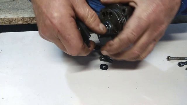 Desmontaje Bomba BOSCH VE смотреть онлайн