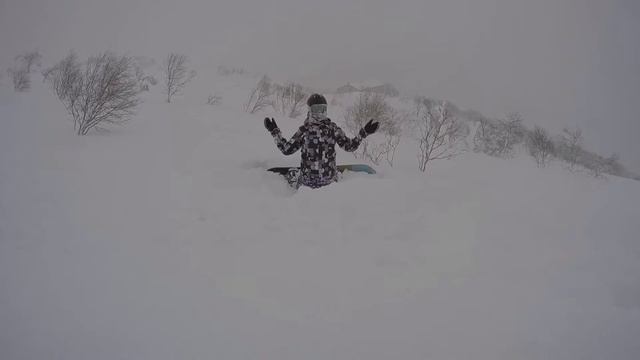 The perfect powder flip - Snowboarding Niseko Hokkaido Japan смотреть онлайн