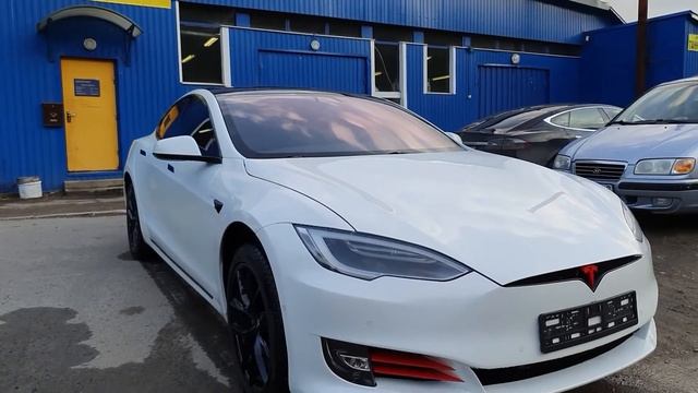 Ремонт Tesla Model S P100D T SportLine смотреть онлайн