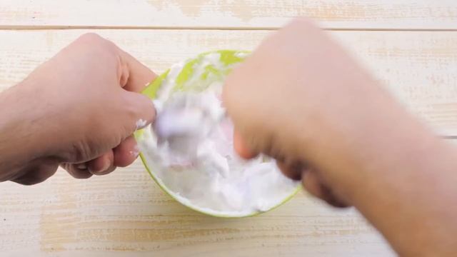 Делаем слайм из жвачки и бумажных полотенец / Новые рецепты слаймов смотреть онлайн