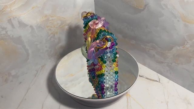 Самые стильные?и яркие? сумки из хрустальных бусин/Модель Кэрри доступна к заказу? смотреть онлайн