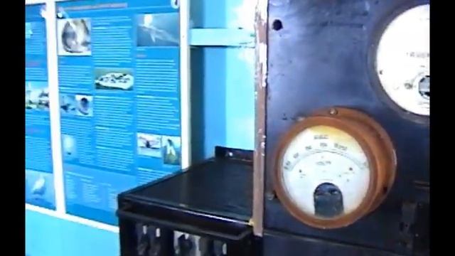 Антарктида. Станция Порт Локрой. Патефон и пингвины