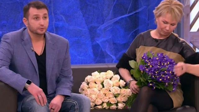 Стриж слила тайну! «Мне с детства мама говорила, что не надо рожать. И я боялась этого как смерти» смотреть онлайн