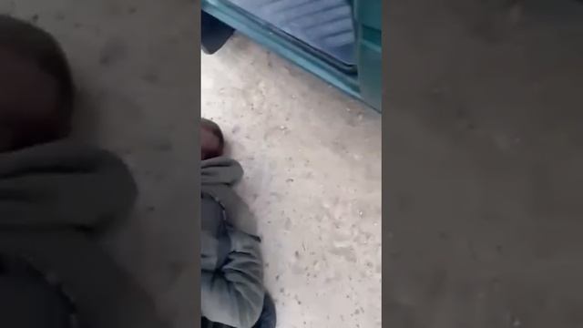 Полное видео того самого задержания тцкашниками людей бежавшим в Румынию смотреть онлайн