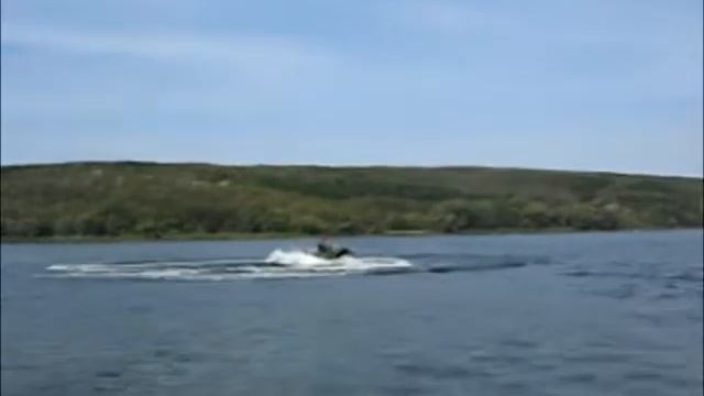 Как надо кататься на водном мотоцикле смотреть онлайн
