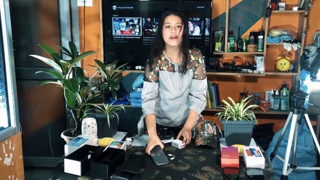 Mi 11 Ultra | Unboxing & 1st Impressions|The Real Ultra Flagship?! ⚡120Hz,120XZoom,SD888 & many Mor смотреть онлайн