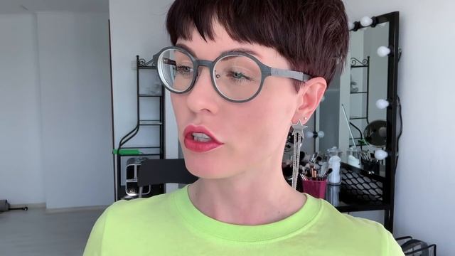 Анна Измайлова Очки и макияж смотреть онлайн