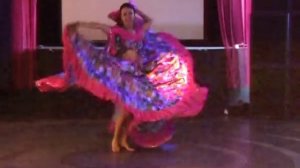 Алисия. Танец  цыганочка - настоящая!