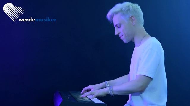 River flows in you - Yiruma - Piano Cover/Improvisation смотреть онлайн