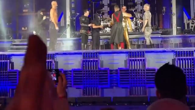 Rammstein - поздравление барабанщика Кристофа Шнайдера/ congratulations to Christoph Schneider смотреть онлайн