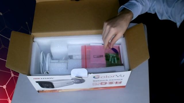2nd Generation Pro Series 4.0 with ColorVu & AcuSense Technology Unboxing смотреть онлайн