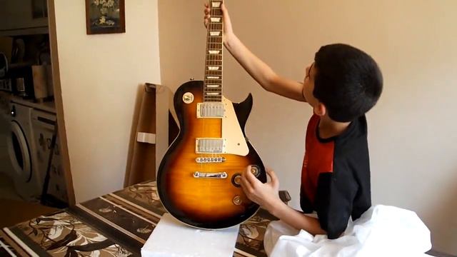A abrir e a testar os meus novos brinquedos.... lol ... смотреть онлайн
