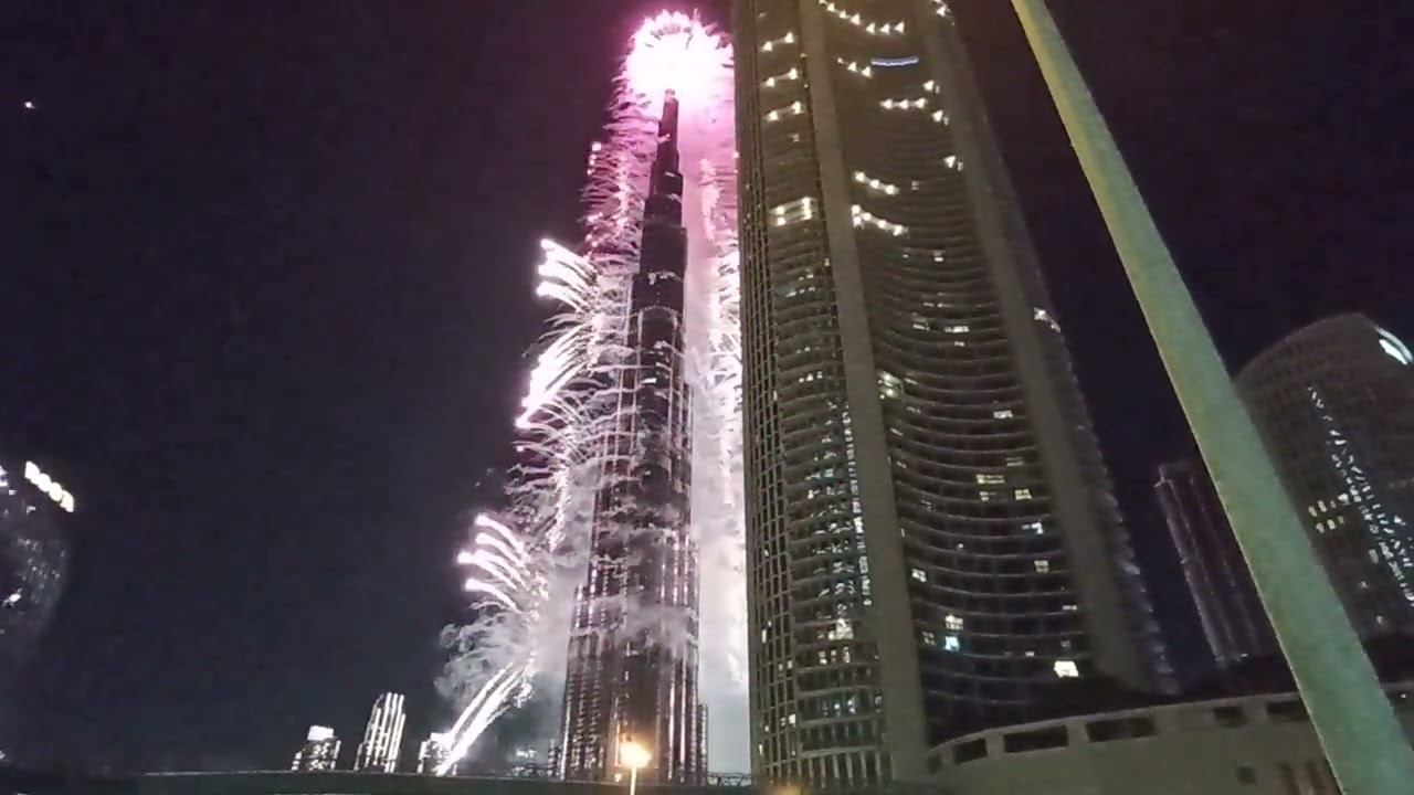 Dubai New 2023 Year Burj Khalifa. Новый 2023 год в Дубае. Салют на башне Бурдж Халифа смотреть онлайн