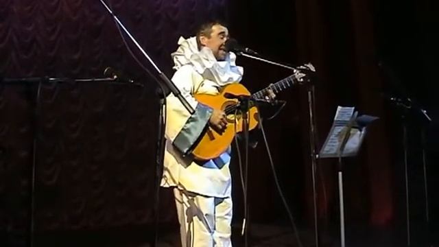 Михаил Семененко "На солнечном пляже", "Женулечка" Александра Вертинского смотреть онлайн