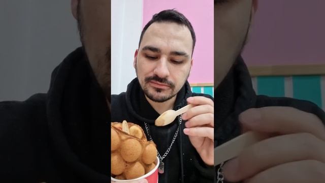 мороженое в вафле