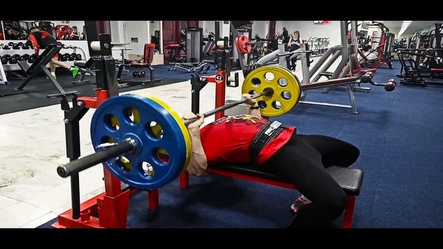 Жим лежа 90кг х 8. смотреть онлайн