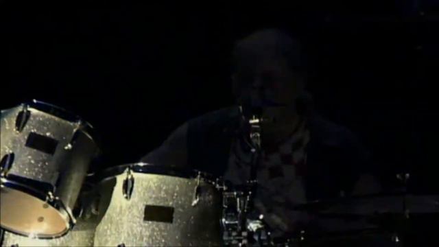 Ian Paice (Deep Purple) - Drum Solo (Live at the NEC 2002) смотреть онлайн