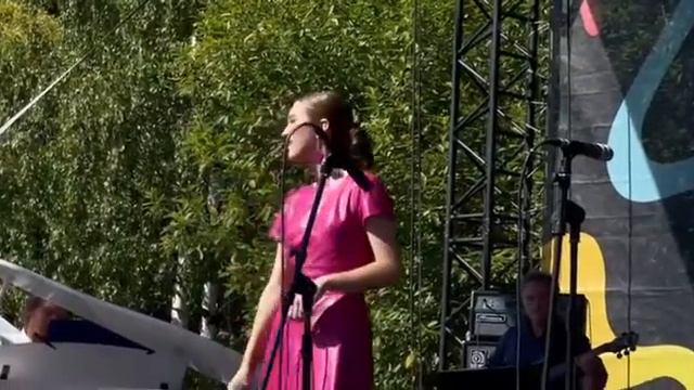 Sleeping bee,Плохих Полина 15 лет "Джаз детям " смотреть онлайн