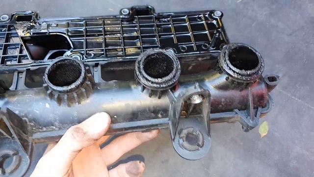 Wymiana Uszczelki Pokrywy Zaworów/kolektora Ssącego/odmy 1.4 HDI - Citroen C3 II 2010 8HZ