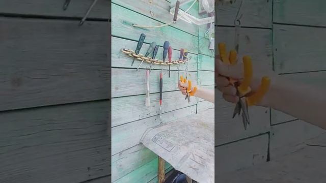 Самоделка из старой ржавой цепи вешалка для инструментов своими руками #tool #diy #самоделка #идеи смотреть онлайн