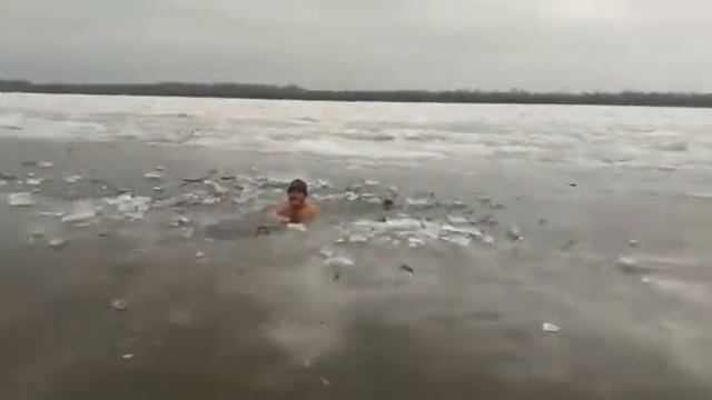 Первое моржевание чада. смотреть онлайн