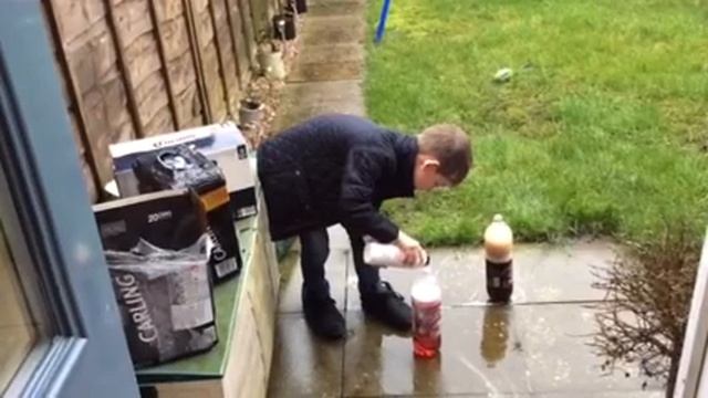 The extreme berry crush and salt challenge смотреть онлайн