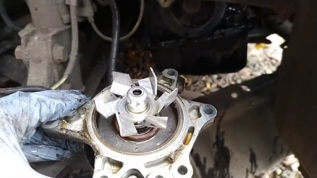 Замена Помпы на 3zz-fe TOYOTA COROLLA 120 1.6 2003 год смотреть онлайн