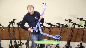 Ninebot eKickscooter Zing E8 детский электросамокат от крупного бренда.