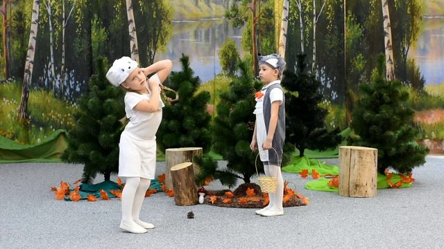 Театрализованная постановка по мотивам сказки В.Г.Сутеева "Мешок яблок" смотреть онлайн