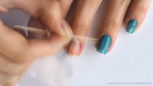 Как аккуратно накрасить ногти обычным лаком. 2 техники нанесения лака. Маникюр дома.