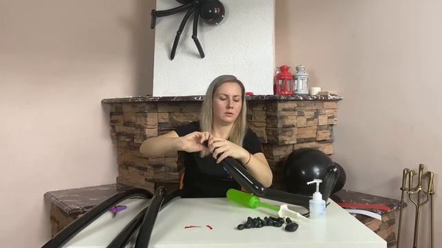 Паук из шаров на Хэллоуин своими руками/Spider of balls for halloween смотреть онлайн