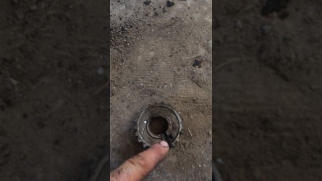 Как снять шестерню коленвала на ВА3 2108-15 при помощи молотка и зубила... смотреть онлайн