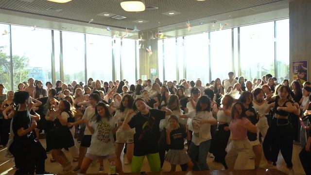 K-POP RANDOM DANCE (ALMATY/ТЦ MOSKVA) 28.08.2022 смотреть онлайн