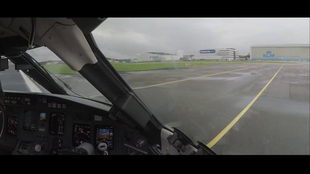 Challenger 850 - Amsterdam Schiphol (EHAM) Arrival Rwy 36R Circle-to-Land Rwy 04 смотреть онлайн