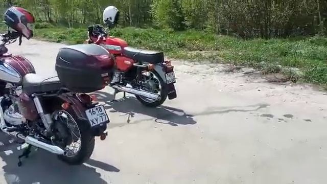 Мотоциклы Ява 350/634/7 1983 г. и 300 SL 2023 г. смотреть онлайн