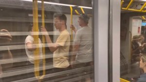 Warszawa/Warsaw metro M2 (Swietokrzyska-Nowy Swiat Uniwersytet)